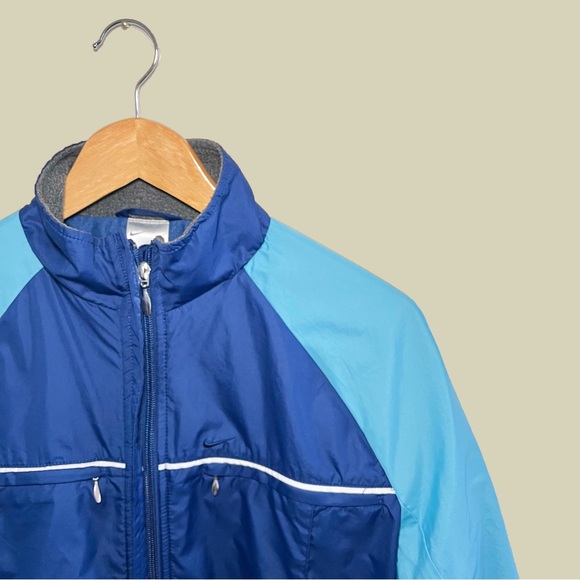 Vintage Nike Blue Windbreaker - Picture 2 of 3